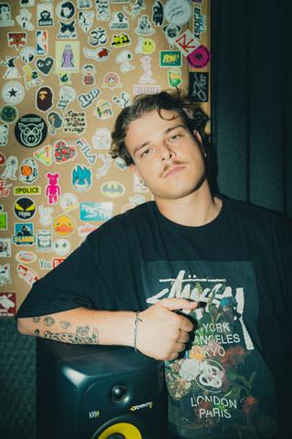 Dani BM — Estudio