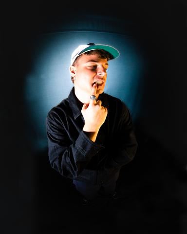 Dani BM — Retrato